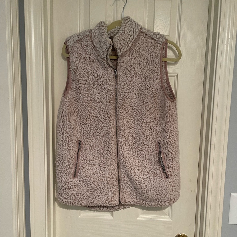 Thread and Supply Pink Puffer Vest Size L